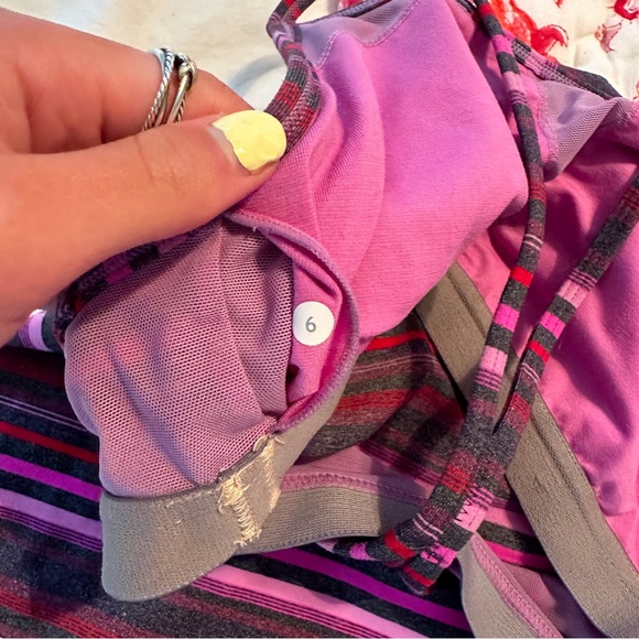 Lululemon power y tank - Picture 4 of 5